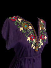 Load image into Gallery viewer, L Vintage Y2K purple &amp; multicolor embroidery short sleeve notch neckline midi dress w/ tiered skirt, &amp; elastic waist
