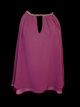 Load image into Gallery viewer, 4X Plum sheer sleeveless scoop neck tiered top w/ gold-like chain detail, &amp; keyhole accents
