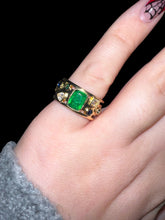 Load image into Gallery viewer, 7 Gold sterling silver ring w/ green, clear, &amp; black cut gems
