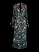 Load image into Gallery viewer, 1X Black half sleeve maxi dress w/ botanical pattern, tie cuffs, waist band, &amp; zipper/keyhole/button back closure
