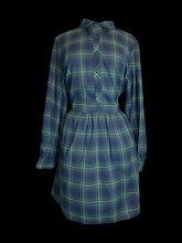 Load image into Gallery viewer, 2X Green, blue, &amp; yellow long sleeve plaid dress w/ button-up bust, &amp; button cuffs
