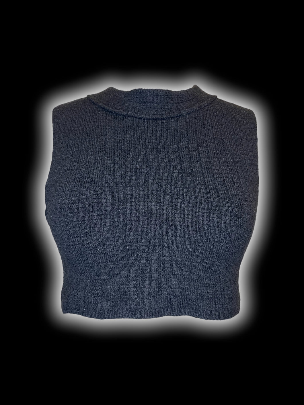 M Black knit sleeveless round neckline crop top