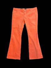Load image into Gallery viewer, 0X Pink corduroy low rise straight leg pants w/ pockets, belt loops, &amp; button/zipper closure
