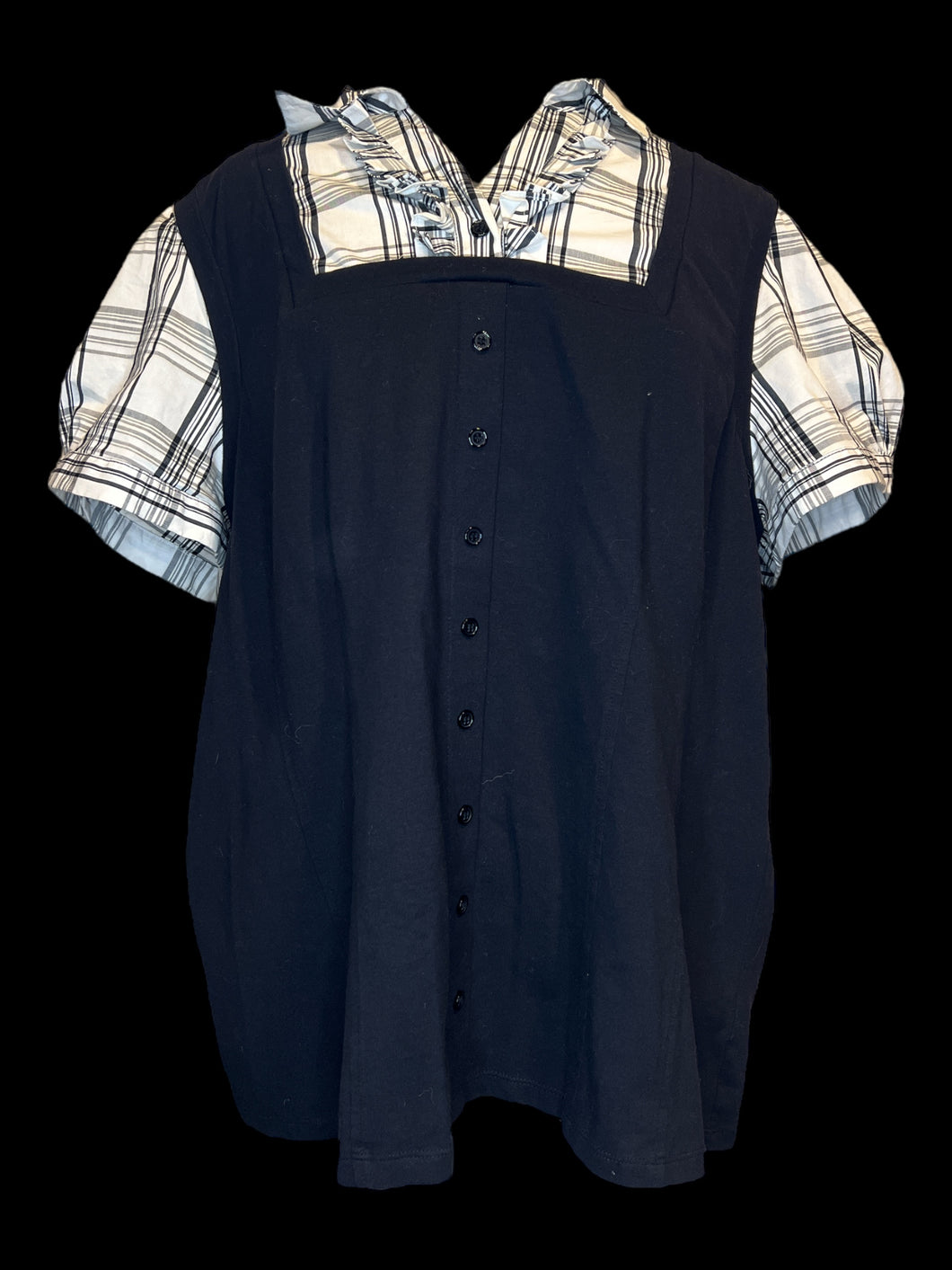 2X Black & white plaid short sleeve folded collar top w/ faux vest, faux button front, & ruffle details