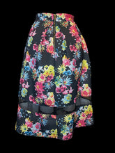 Load image into Gallery viewer, 0X Black &amp; bright multicolor floral pleated skirt w/ mesh cutout, &amp; clasp/zipper closure
