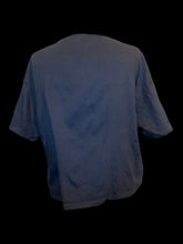 Load image into Gallery viewer, 0X Dark grey short sleeve crop top w/ white flower embroidery, &amp; bust pocket
