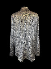 Load image into Gallery viewer, 1X Beige &amp; black animal print satin long sleeve snap button down top w/ snap button cuffs, &amp; chest pocket
