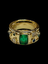 Load image into Gallery viewer, 7 Gold sterling silver ring w/ green, clear, &amp; black cut gems
