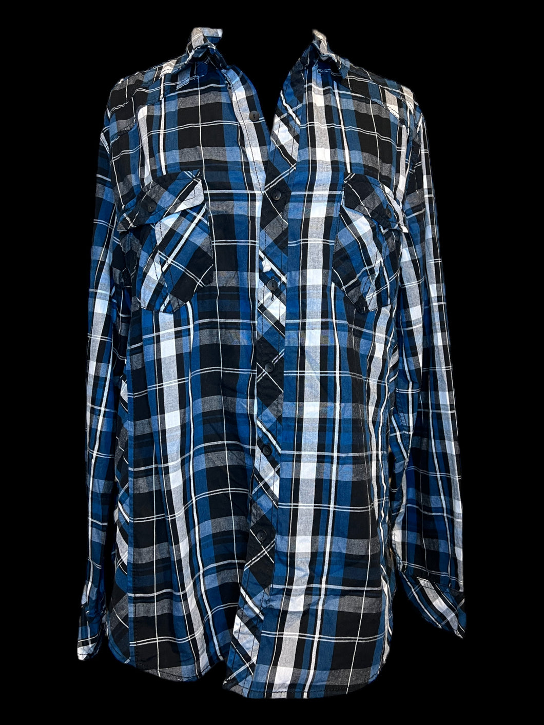 XL Blue, black, & white plaid long sleeve button-up top w/ tab button cuffs, & chest pockets