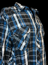 Load image into Gallery viewer, XL Blue, black, &amp; white plaid long sleeve button-up top w/ tab button cuffs, &amp; chest pockets
