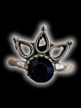Load image into Gallery viewer, 5 Silver-like blue stone ring w/ three tear drop setting
