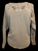 Load image into Gallery viewer, XL Beige &amp; multicolor floral embroidery long sleeve rib knit scoop neck sweater w/ rounded hem
