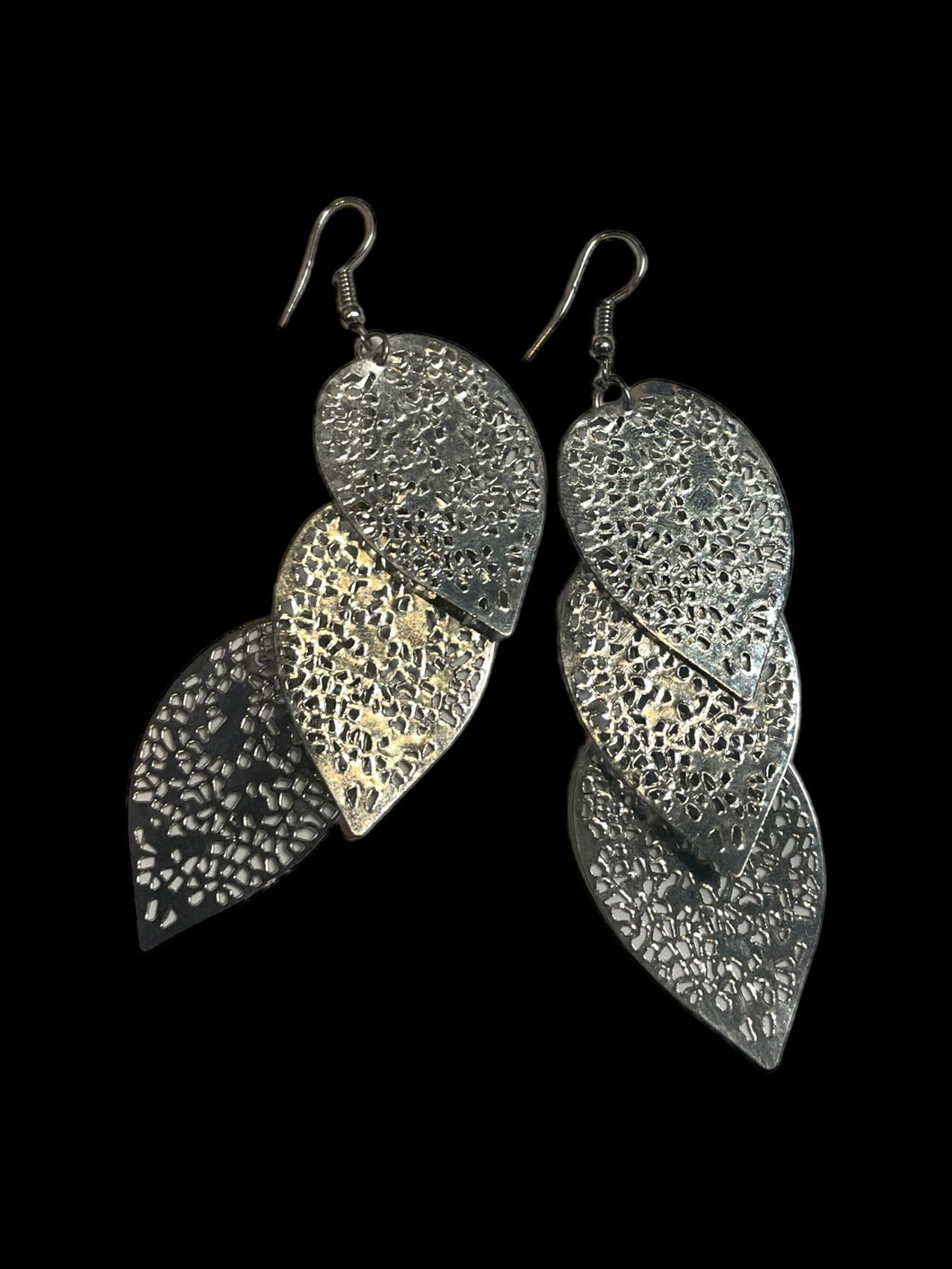 Silver-like triple leaf wire hook dangle earrings