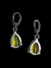 Load image into Gallery viewer, Silver-like yellow teardrop cut gem round hook earrings
