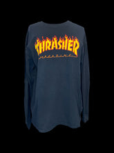 Load image into Gallery viewer, 1X Vintage black long sleeve “Thrasher” cotton top w/ “Thrasher Magazine” text
