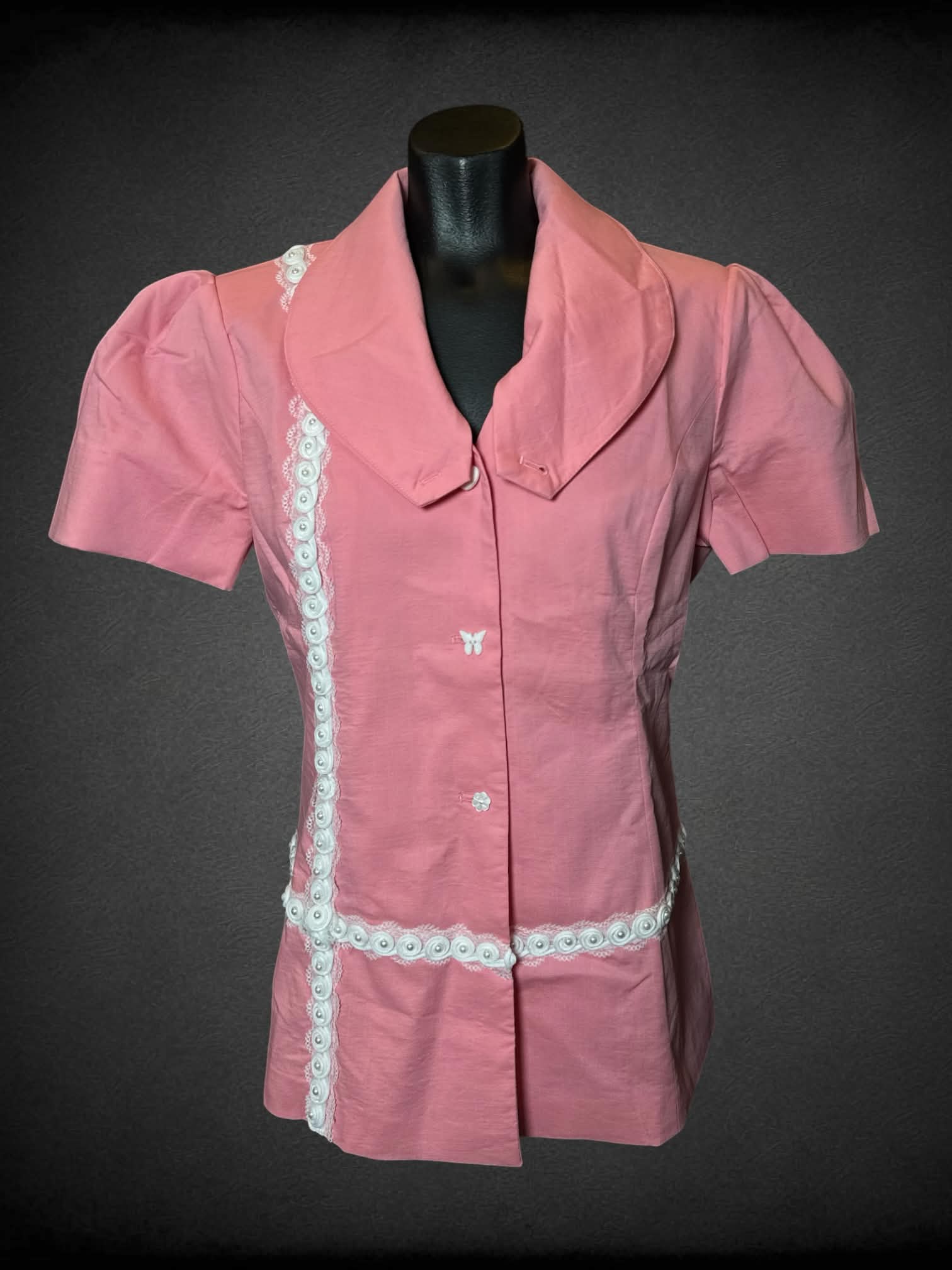 S TattleTale pink button-up shirt with lace pearl beaded lining, padded shoulders and charm buttons