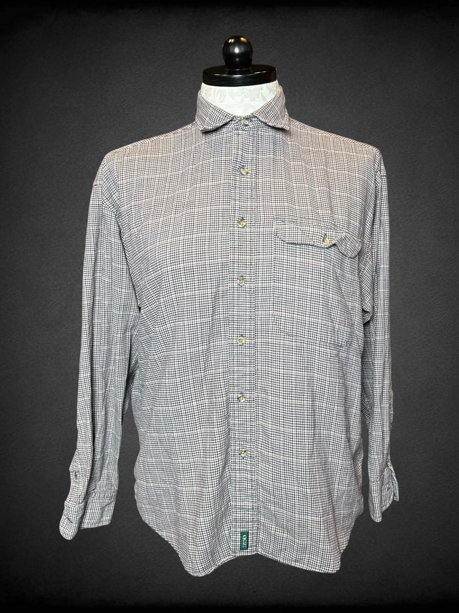 XL IZOD brown button-up shirt with houndstooth pattern, and pocket on front
