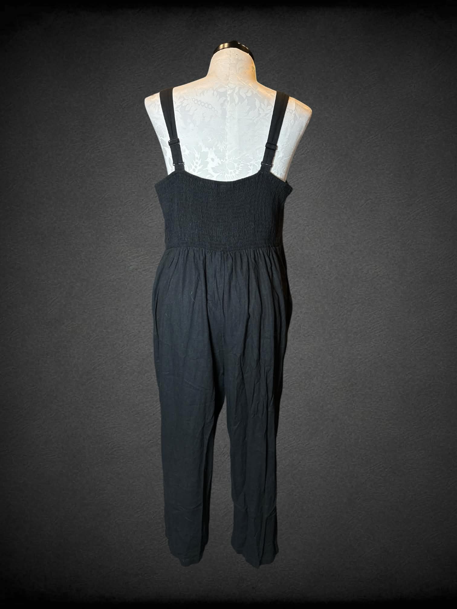 2X Old Navy black jumpsuit with shirred back, pockets and adjustable straps