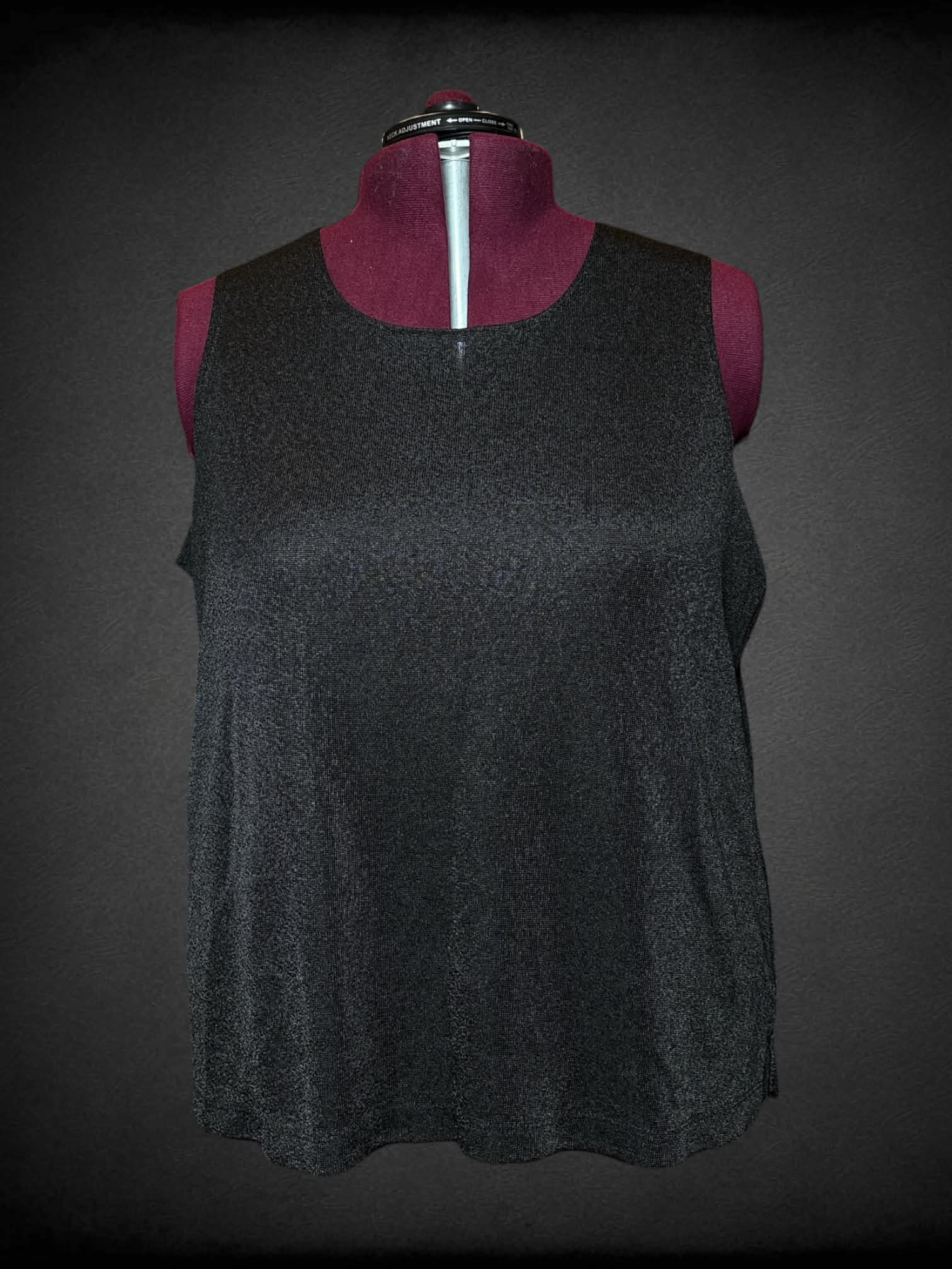 4X Fashion Bug vintage black tank top