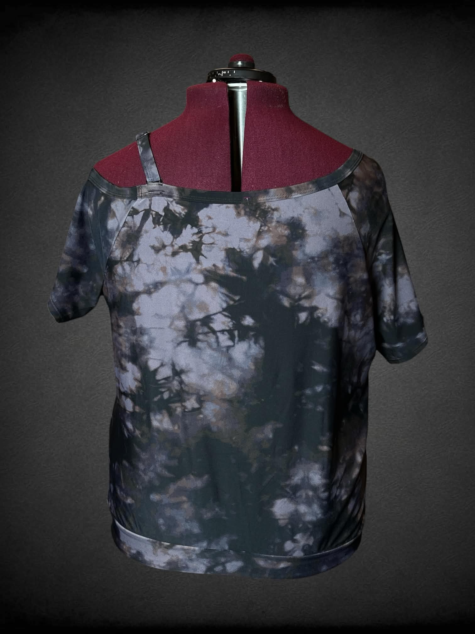 2X Torrid grey marble tie-dye swim top