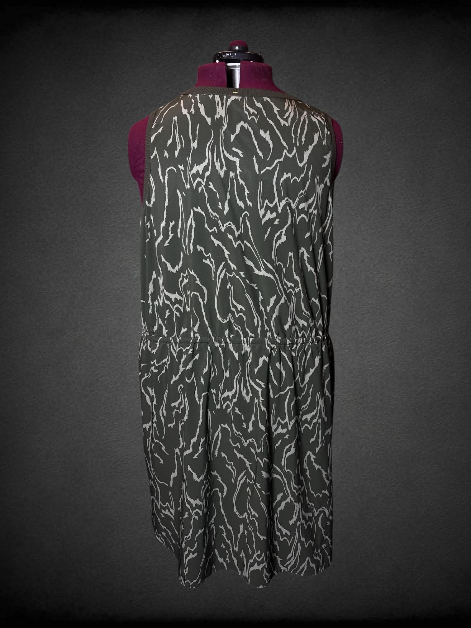 2X Athletica green light-weight dress with zebra-like pattern and adjustable tie waist