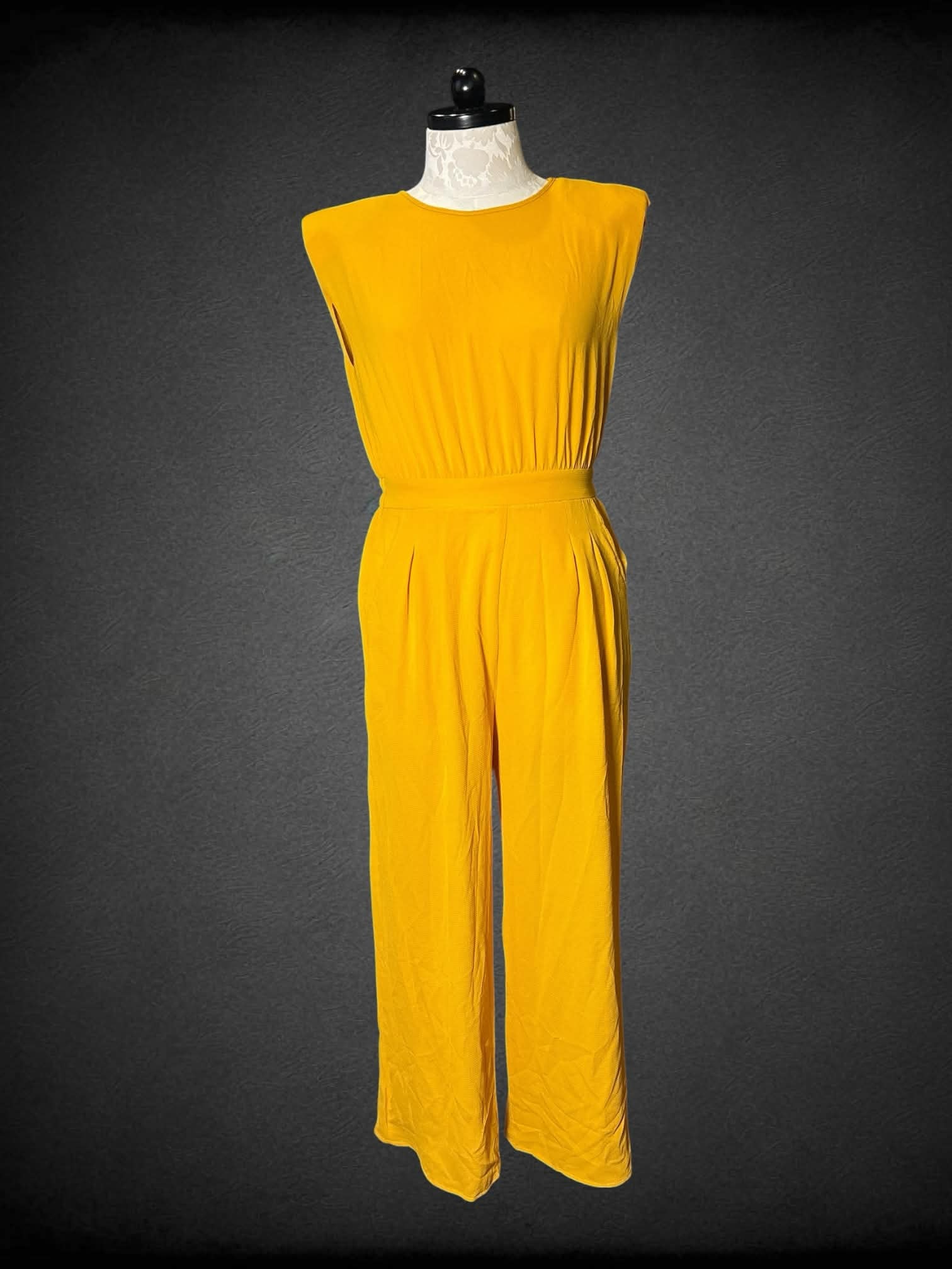 XL Emery Rose NWT yellow jumpsuit with pockets, and button on back