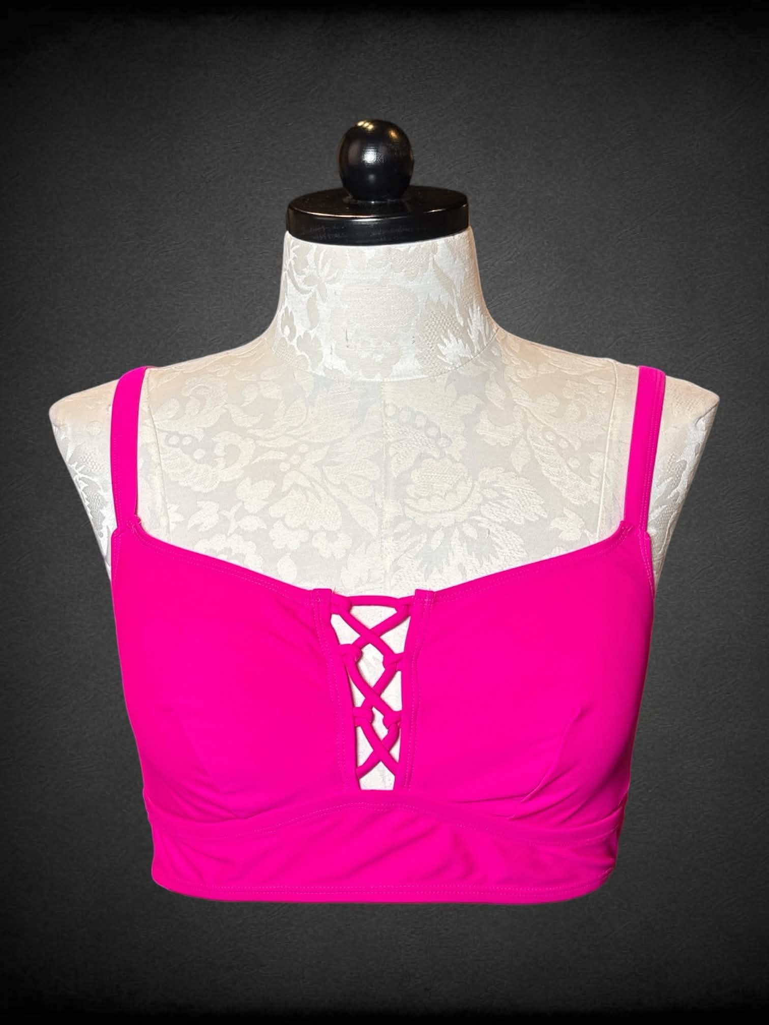 0X Torrid hot pink swim top with adjustable straps, and padded bra