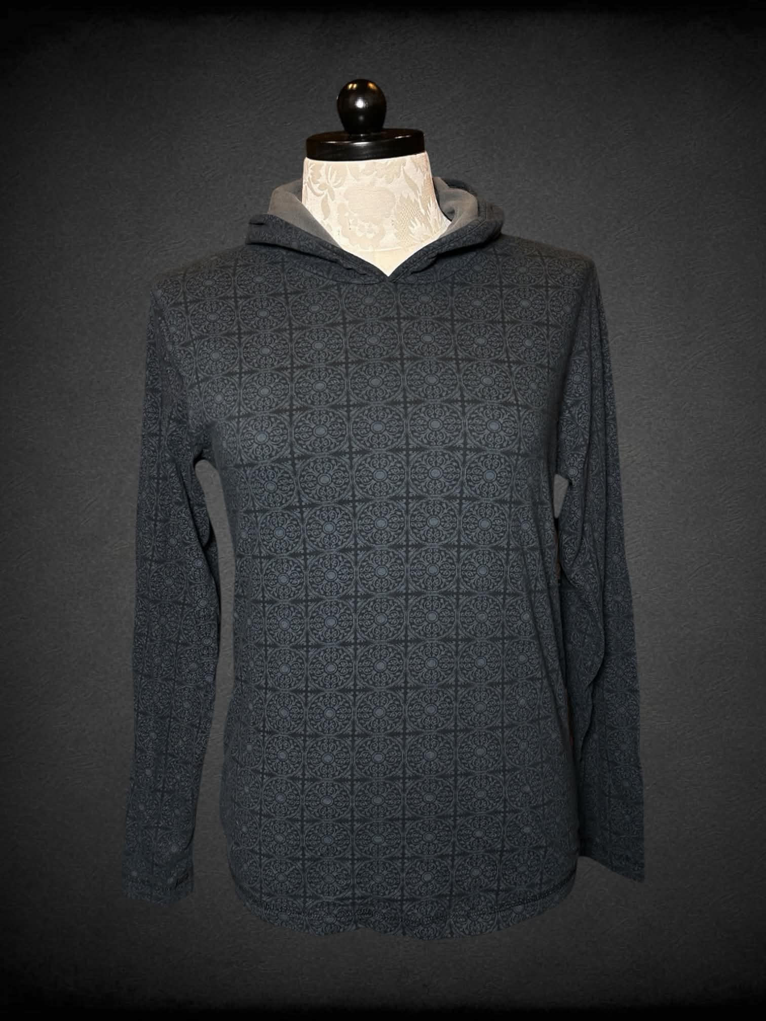0X Utility grey pullover hoodie with ornamental pattern