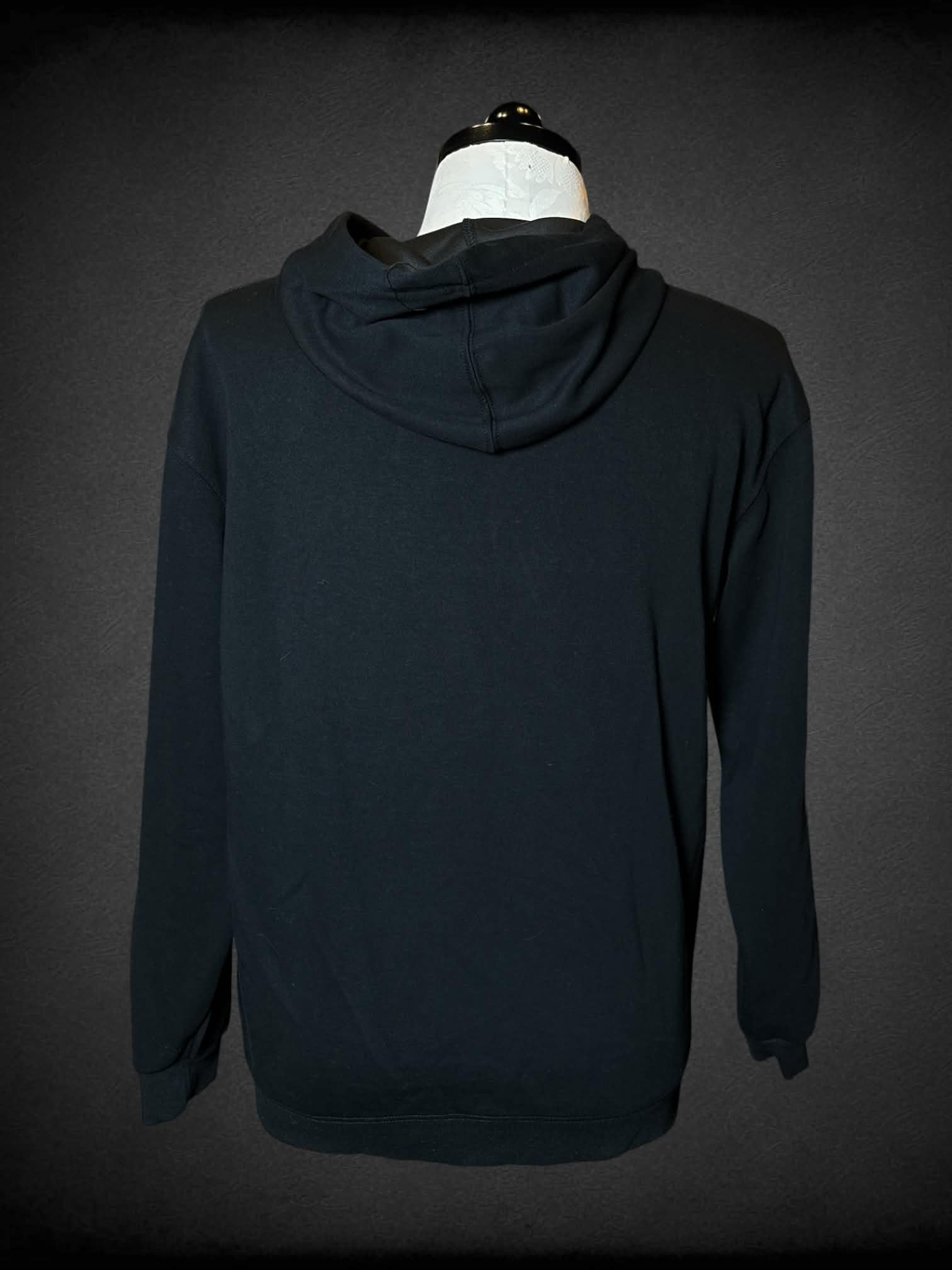 1X Black pullover hoodie with embroidered “Deftones” horse graphic on front