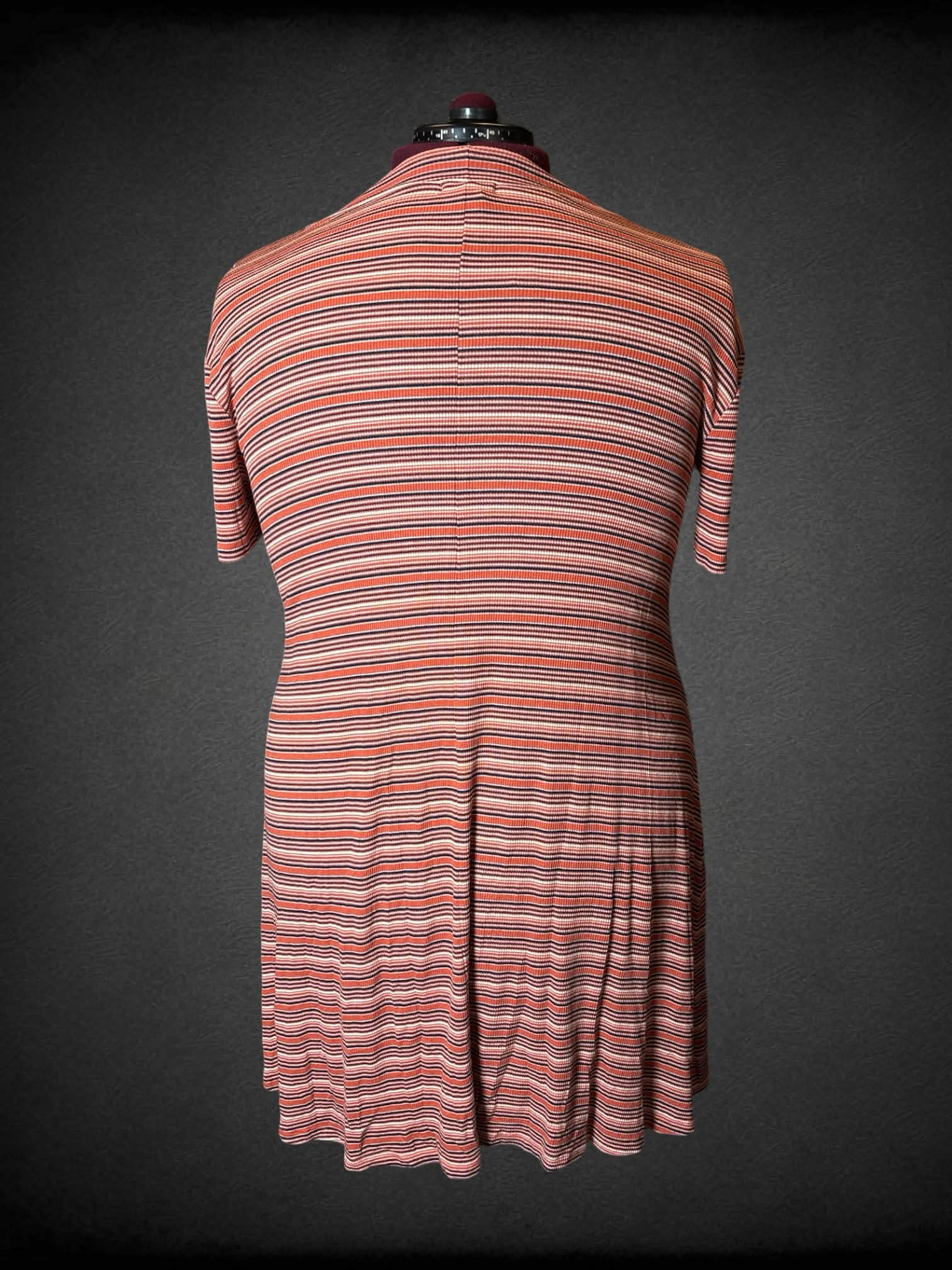 4X Falls Creek orange ribbed dress with striped design