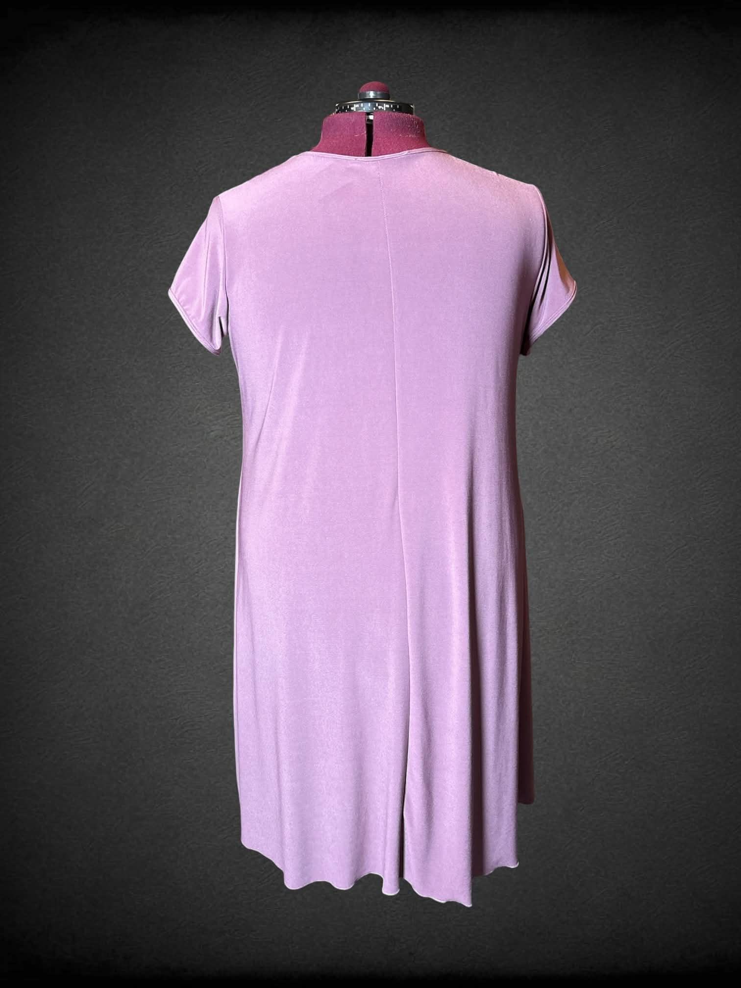 4X La Mouette mauve layered dress with ruffle design on front