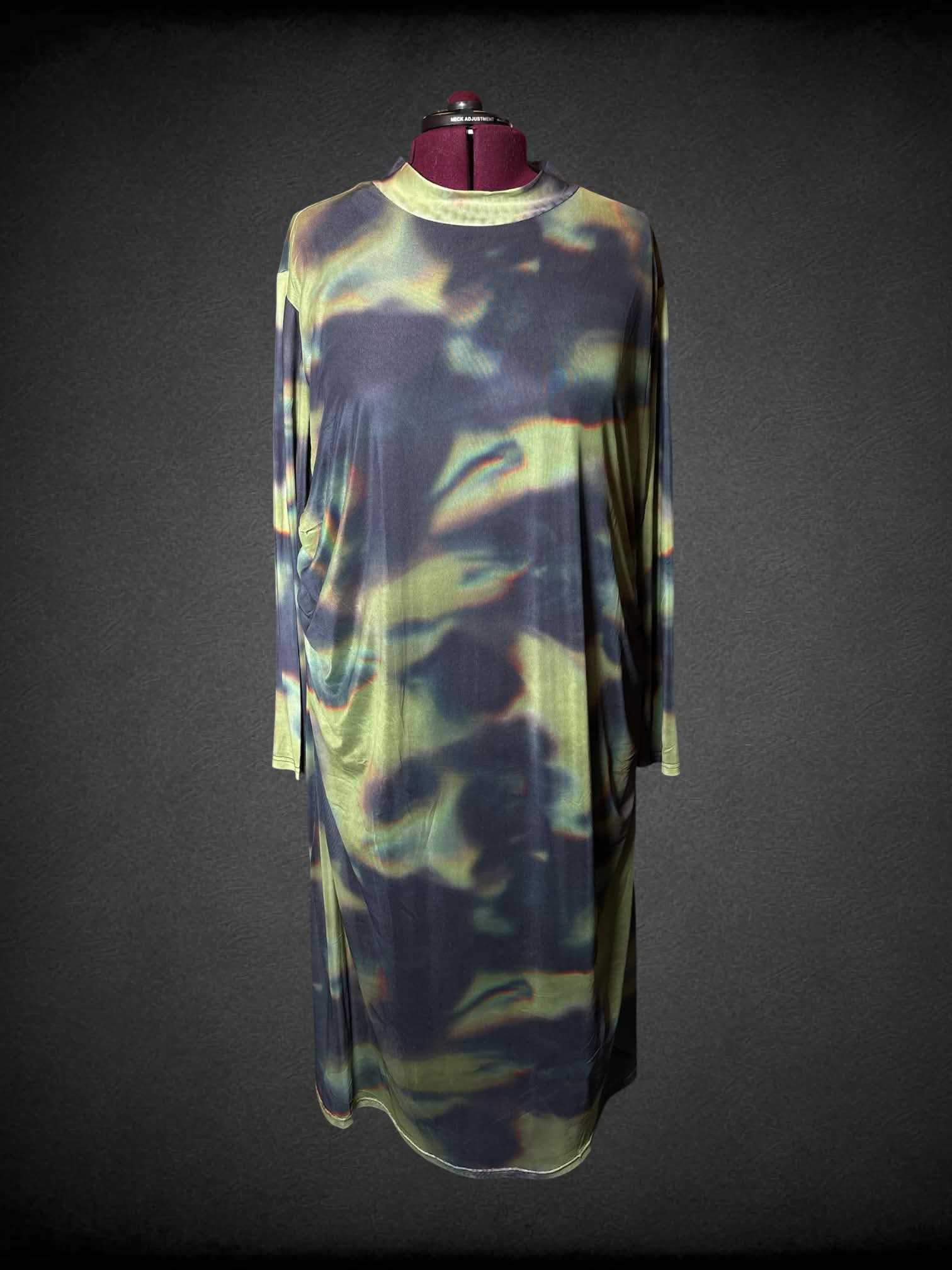 6X Ashley Stewart green long-sleeve dress with mesh outer layer, cinched design on sides, and zipper on back