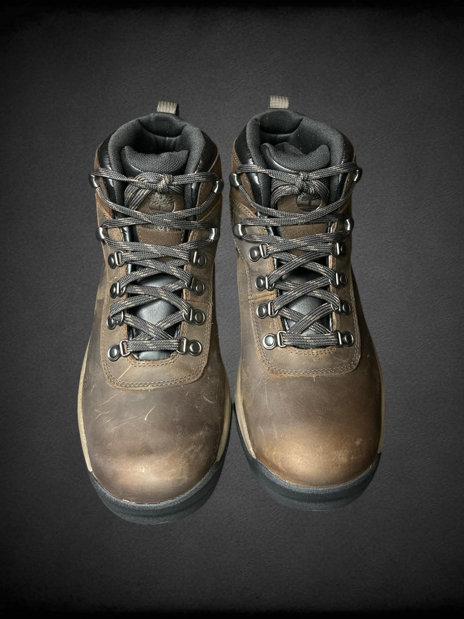 Size 10 brown Timberland’s with box