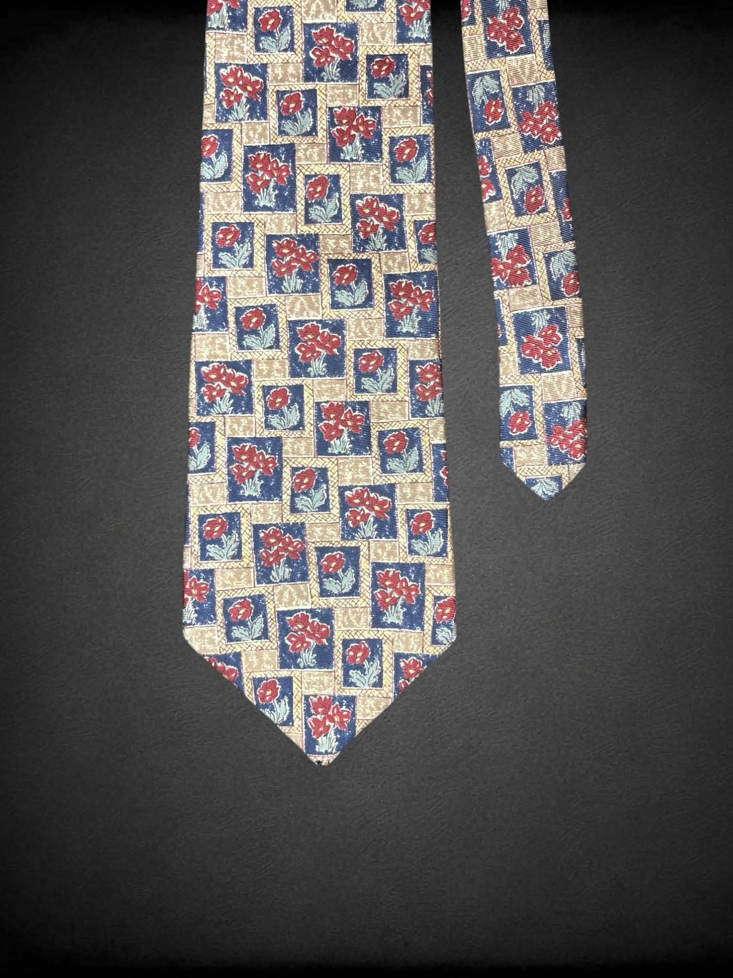 Claybrooke pure silk vintage brown tie with flower pattern