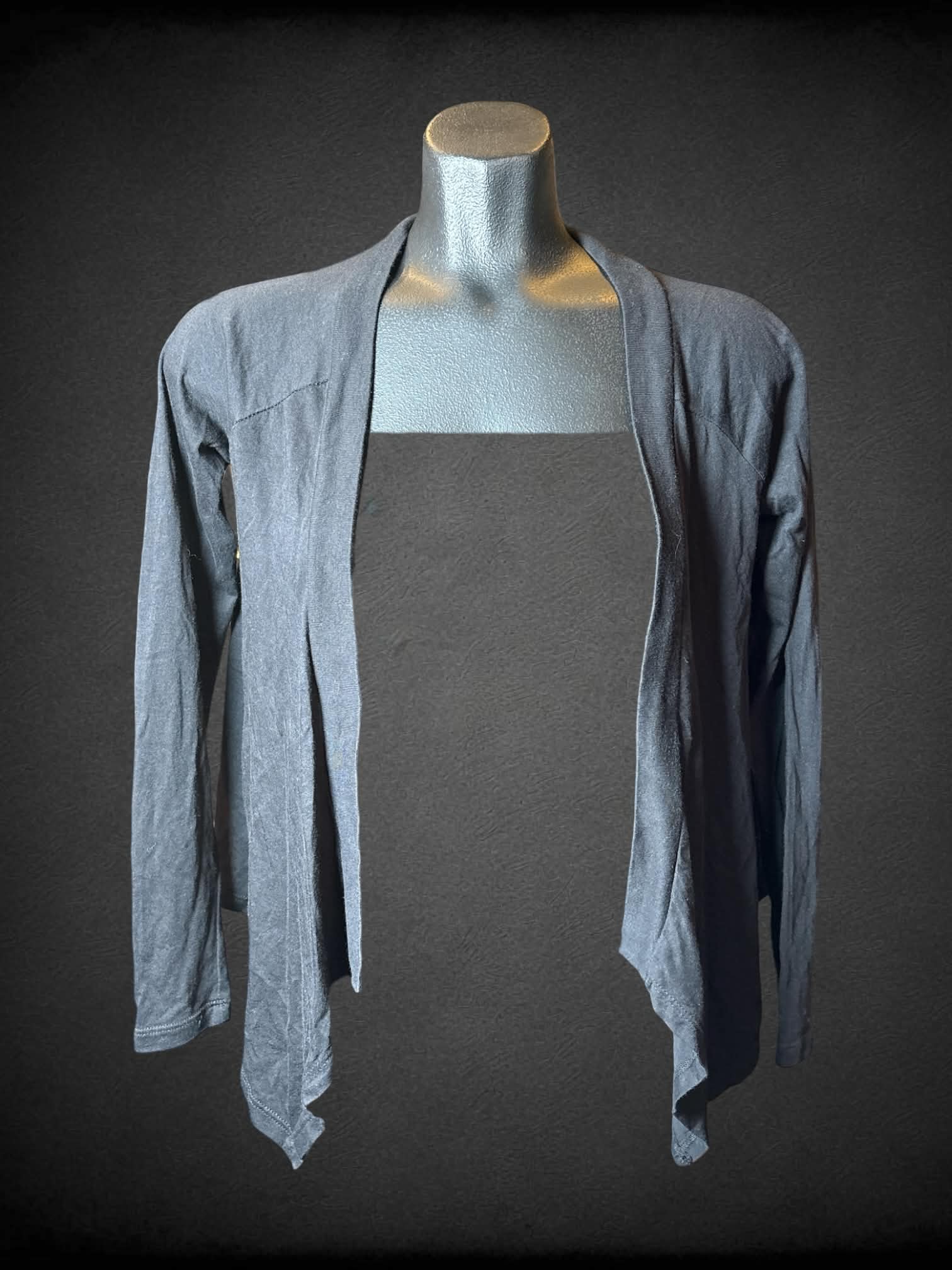 XS Splendid black long-sleeve cropped cardigan