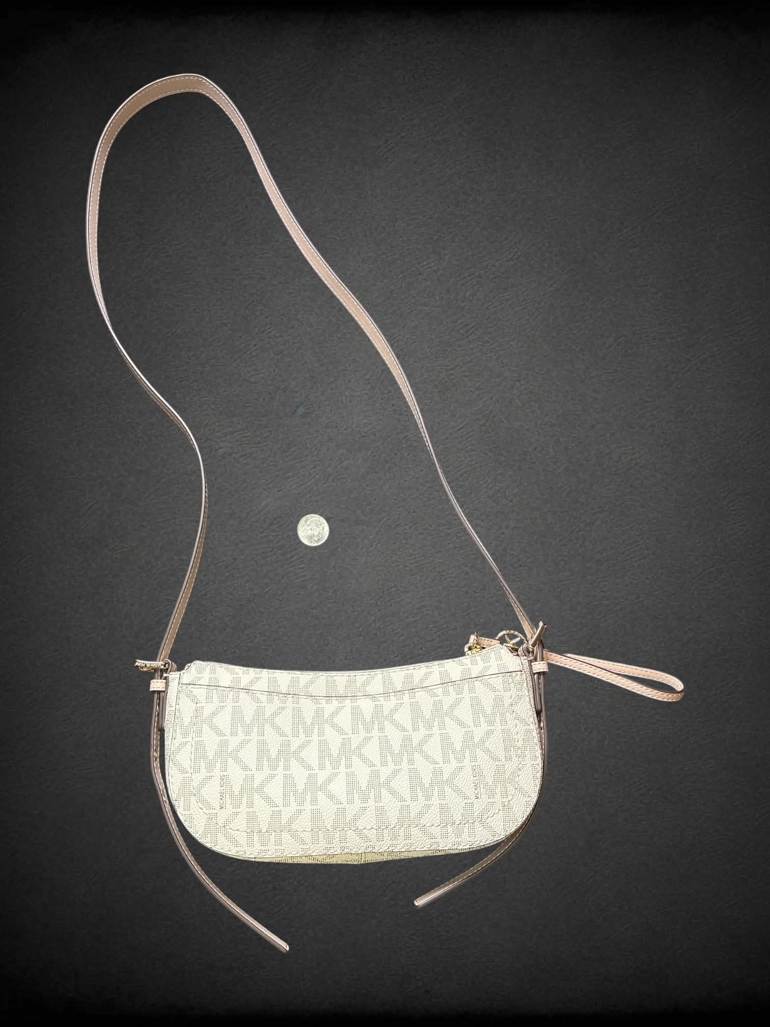 Michael Kors NWT beige leather shoulder bag with zipper bag