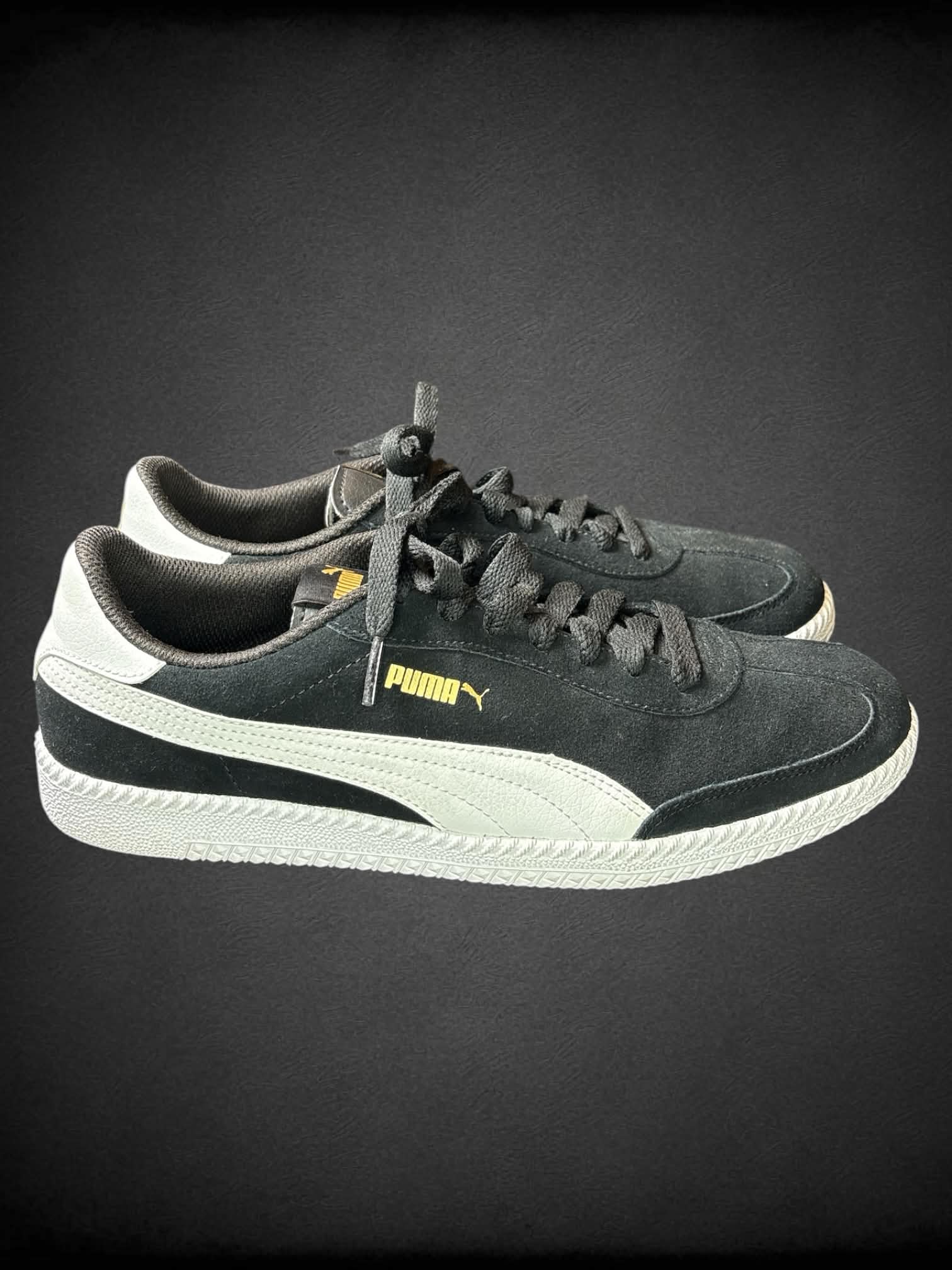 Size 10 Puma new in box black and white sneakers