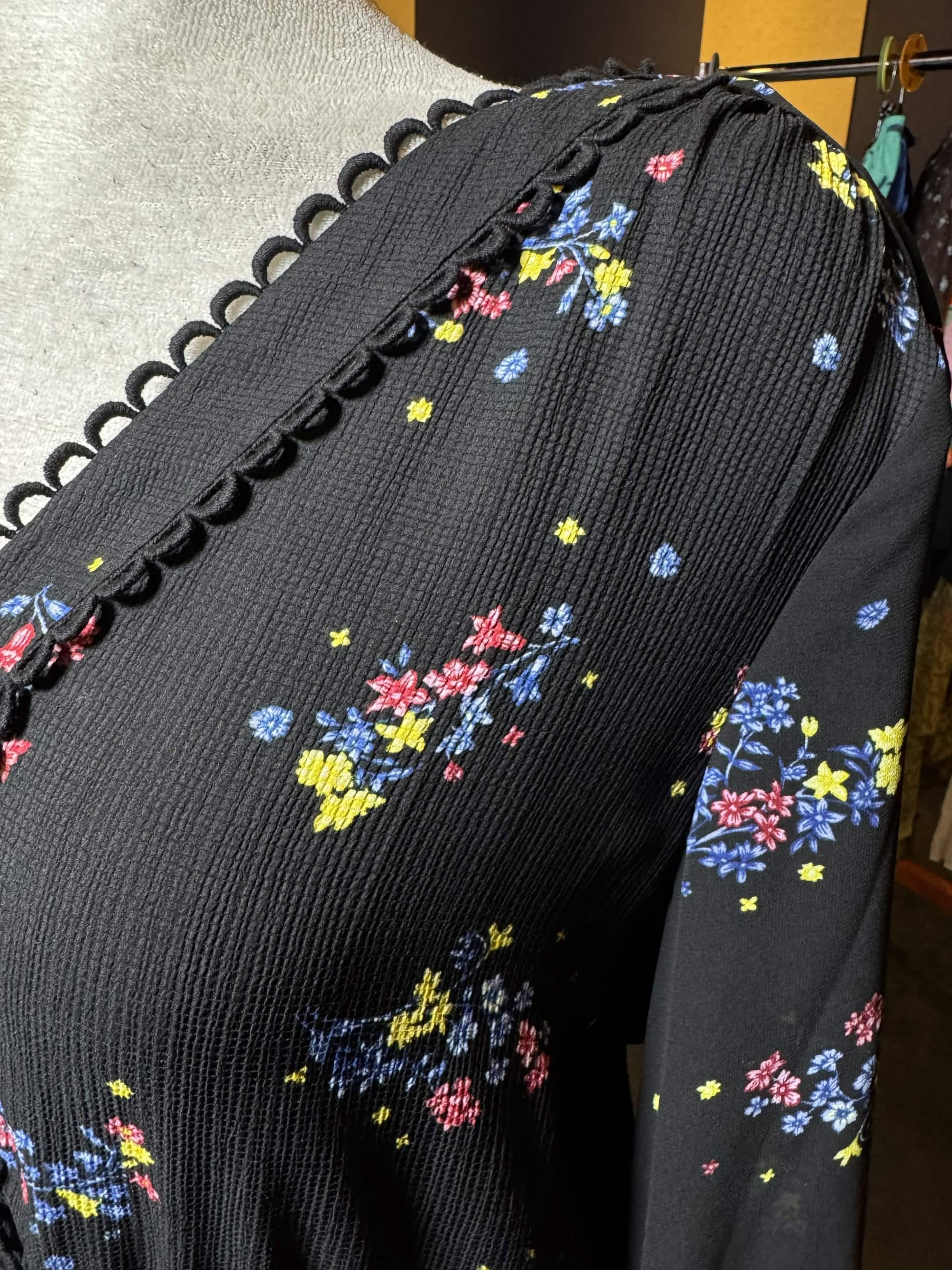 L Ann Taylor NWT black dress with floral design and buttons on front w –  Witch Bitch Thrift