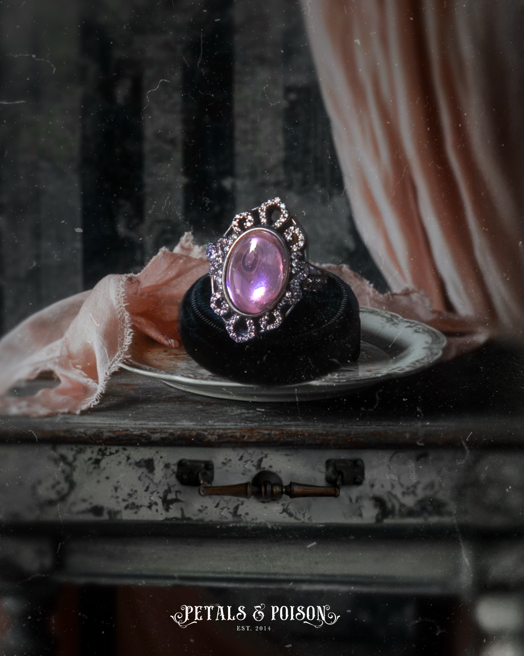The "Malvolia" Heirloom Ring