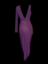 Load image into Gallery viewer, S NWT purple stretch half sleevless maxi dress w/ shoulder pad, keyhole back, ruching on back, leg slit,
