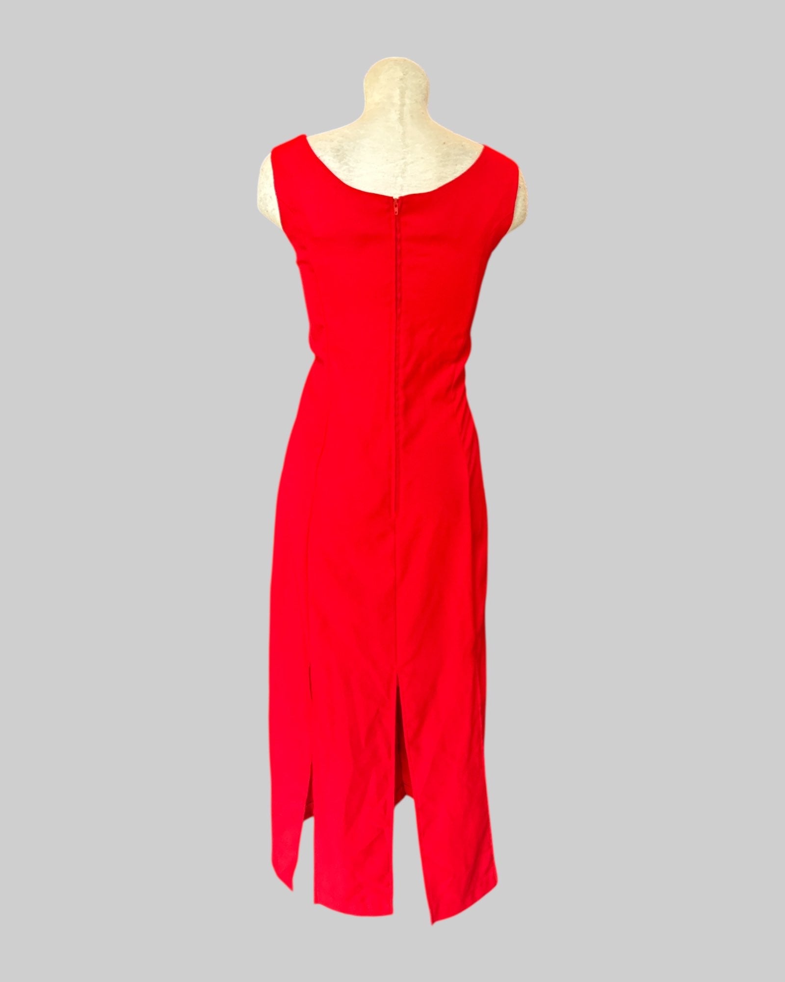 XL beautiful vintage red maxi dress with slits at the bottom