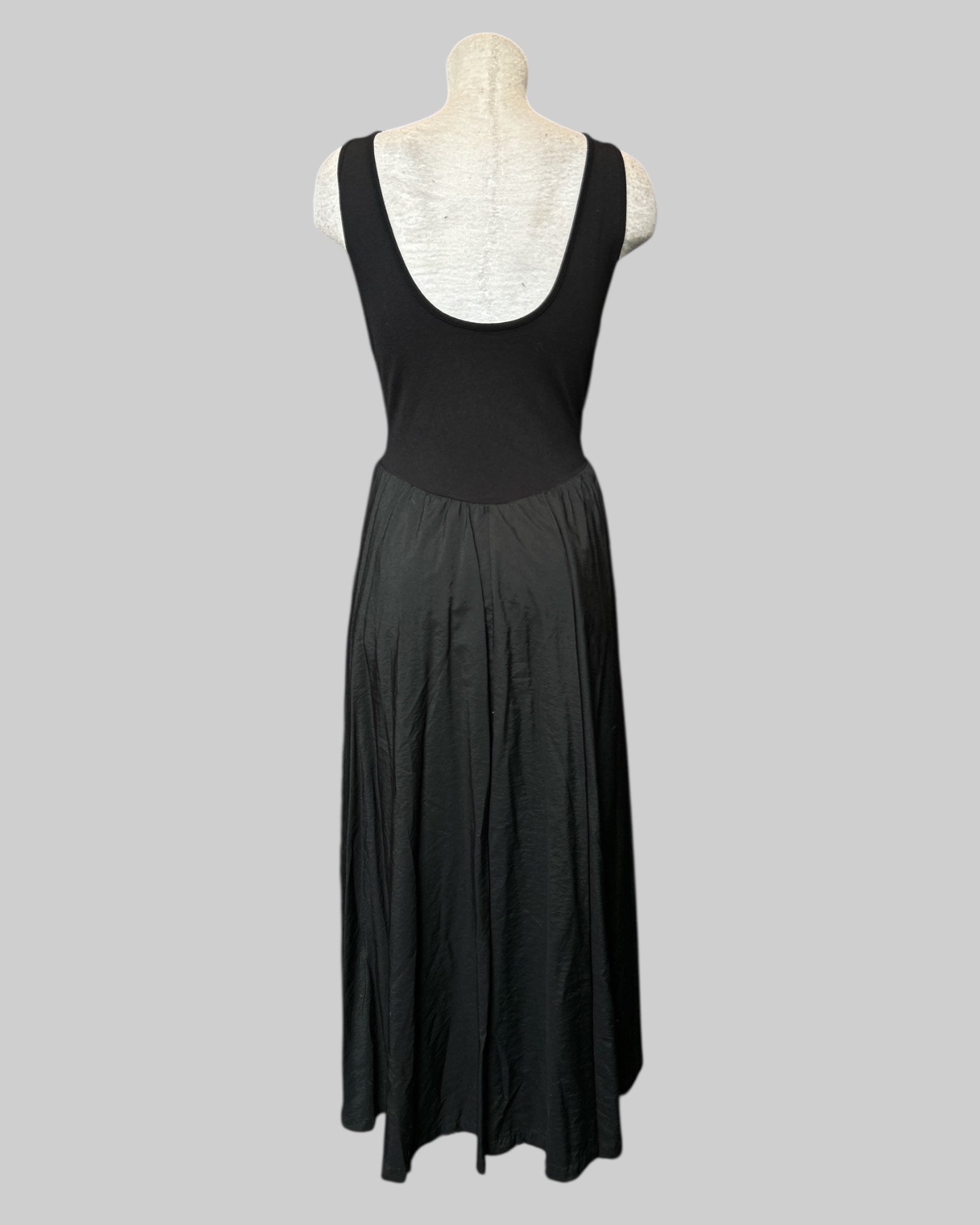 OX black sleeveless maxi dress with pockets and bodice