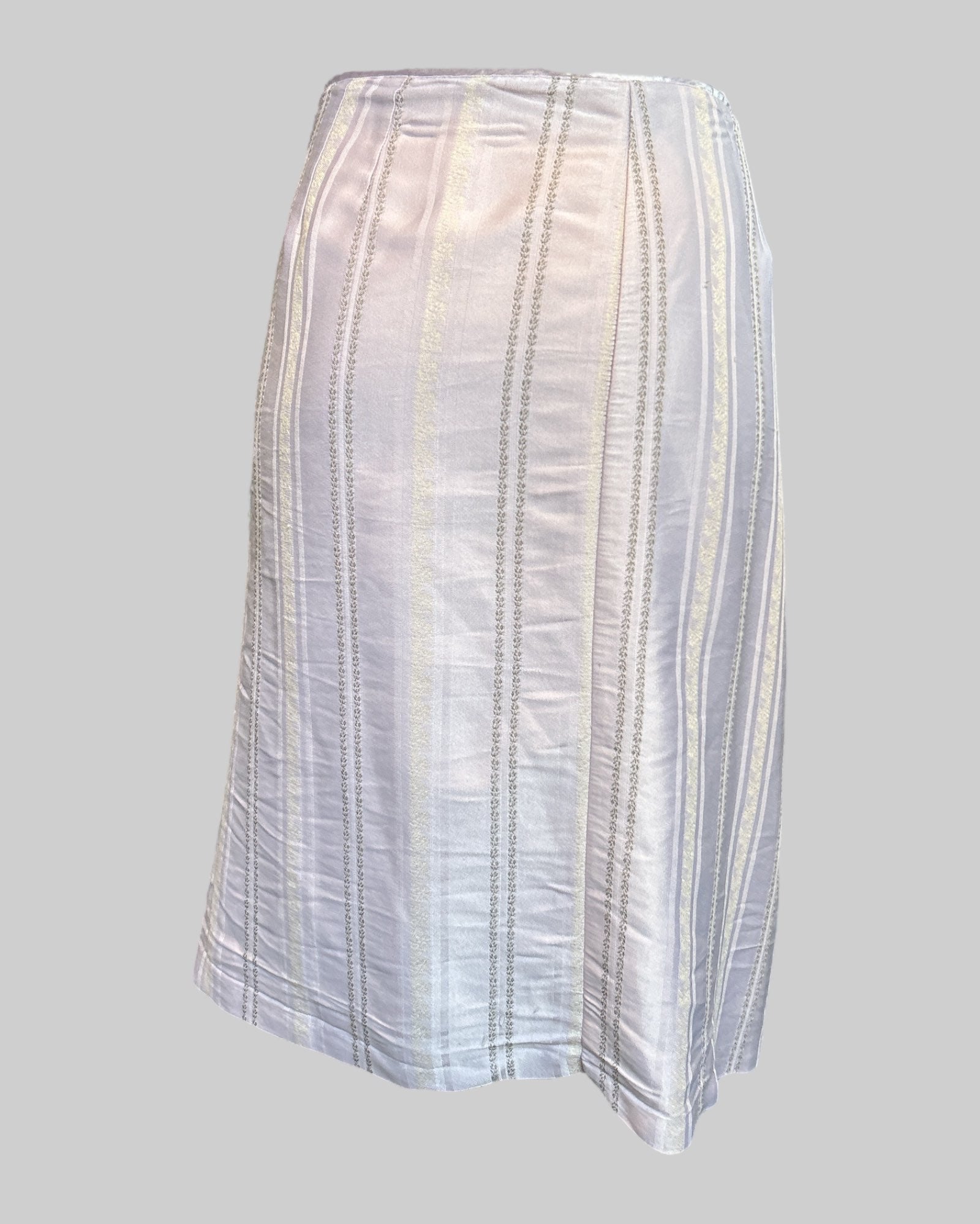 1x light purple skirt with different stripe designs and side zipper