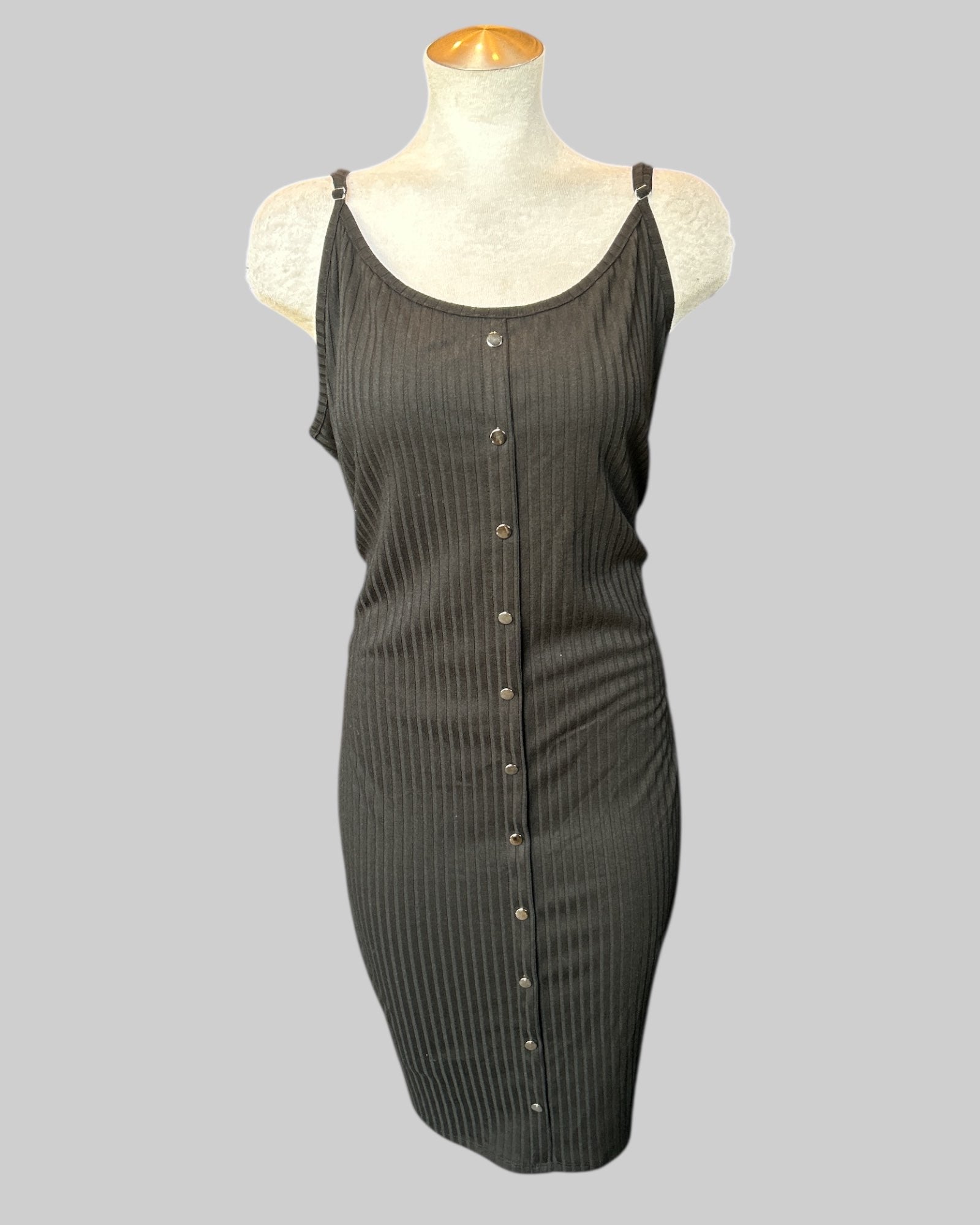 2x black ribbed stretchy body con dress with faux buttons