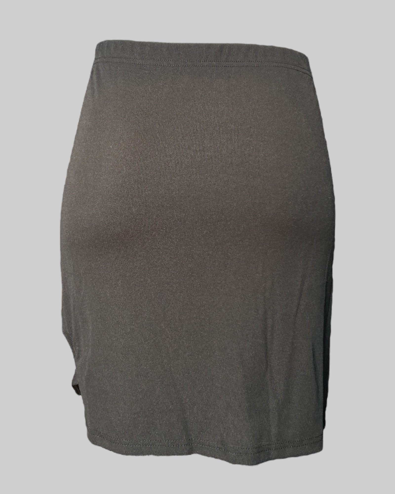 2x black ribbed stretchy mini skirt with metal chain
