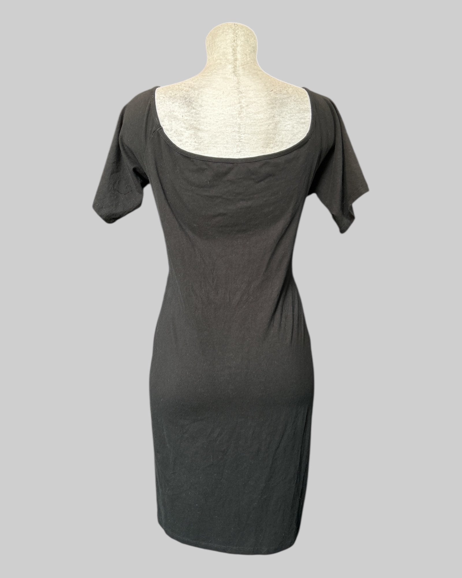 3X black body con dress with lace up chest