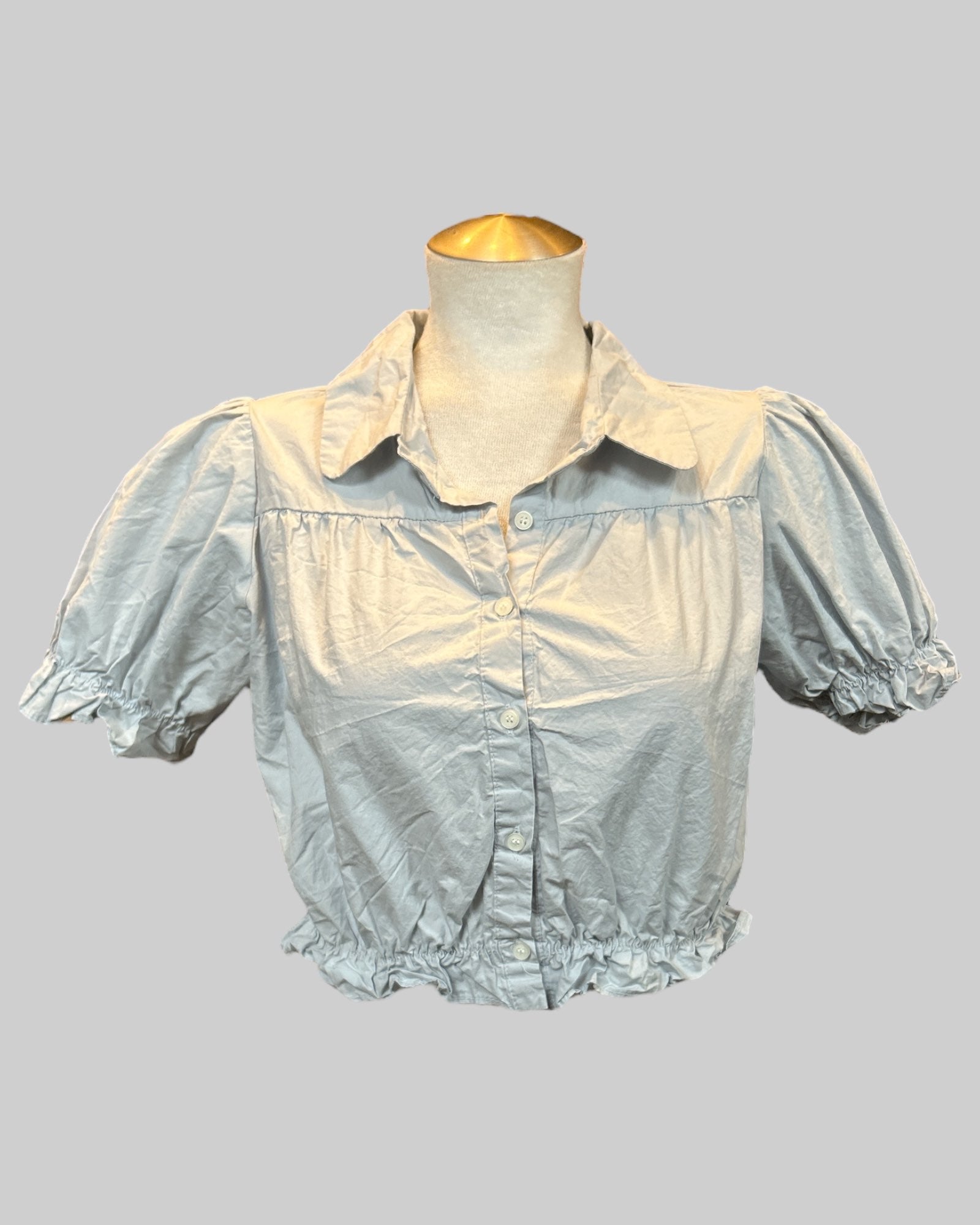 M light blue button up cropped top with balloon sleeves