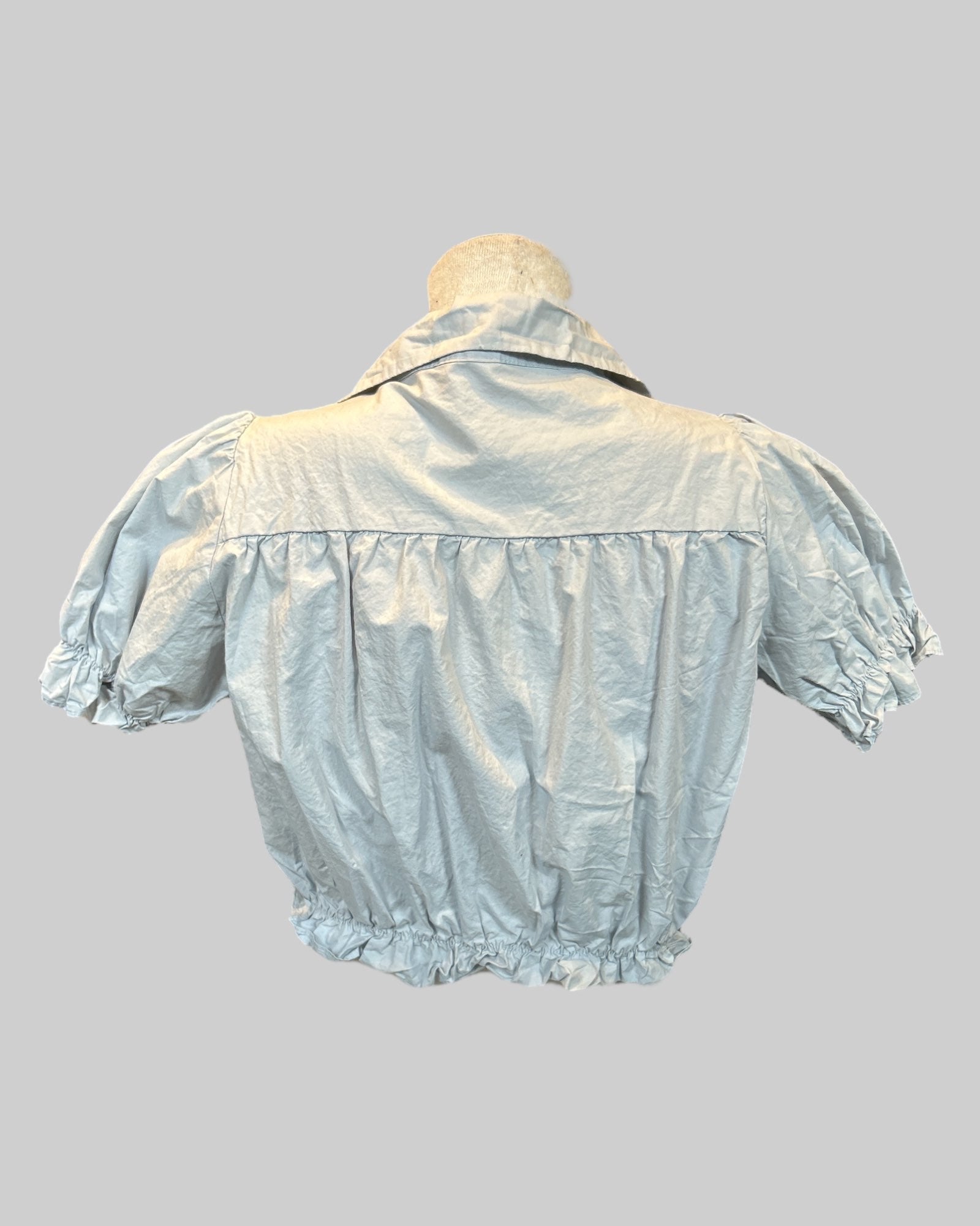 M light blue button up cropped top with balloon sleeves