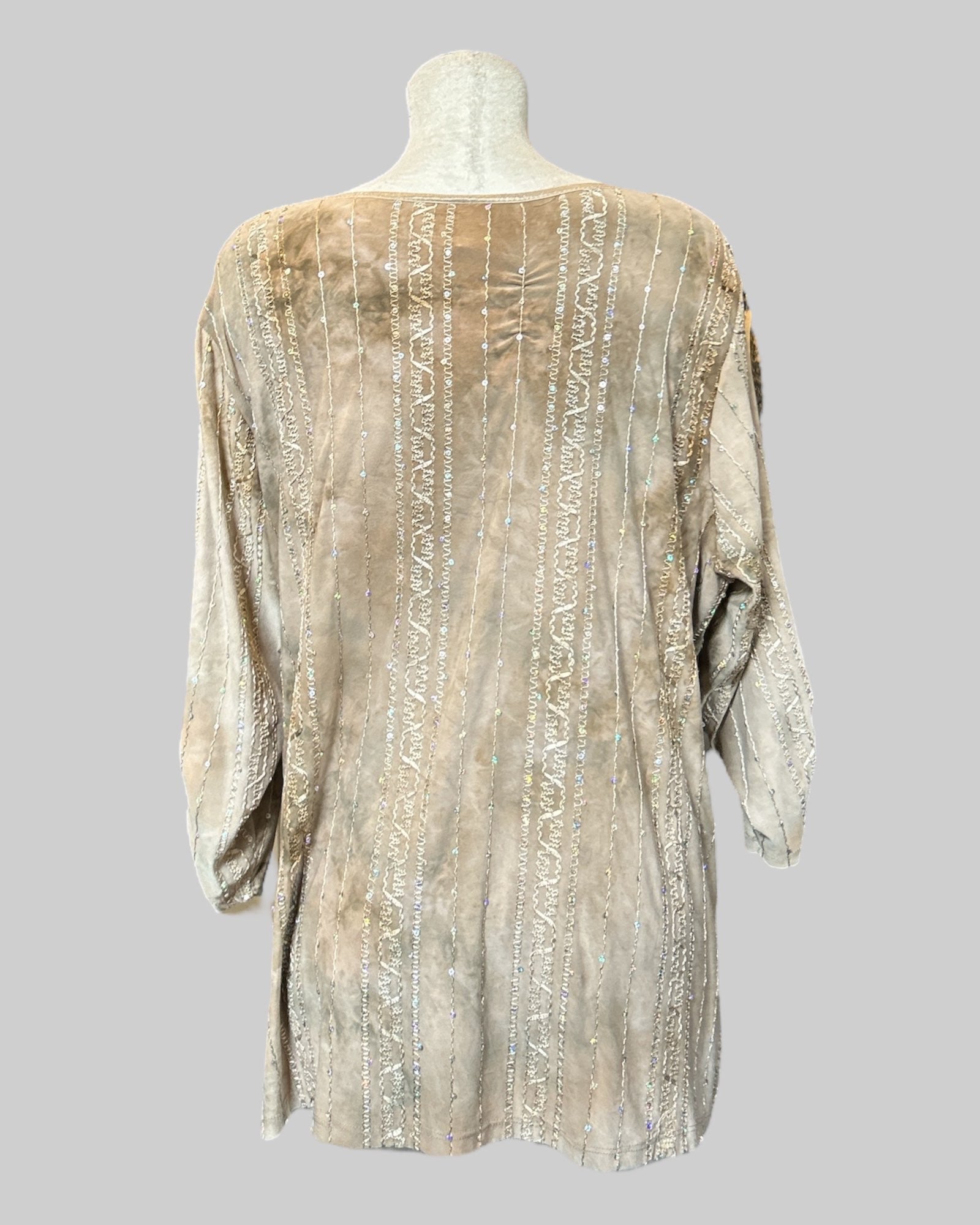 4X tan and brown stretchy top with embroidery and sequins and 3/4 sleeves