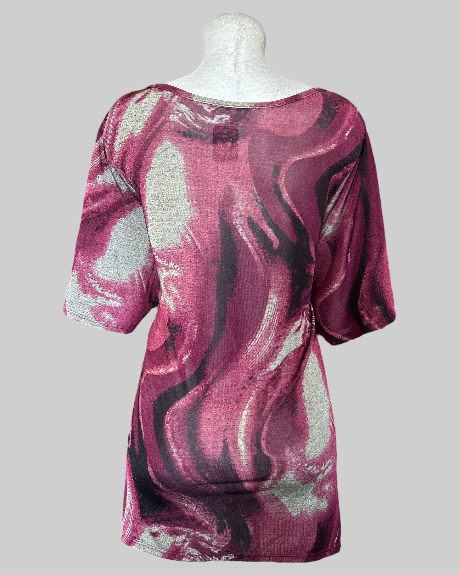 4X Stretchy and flowy multicolor top with chest cut out